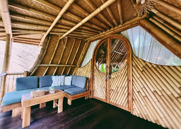 ホテル Batu Kayu